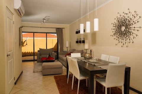 Modern 2-Bedroom Home with Pools in Noord