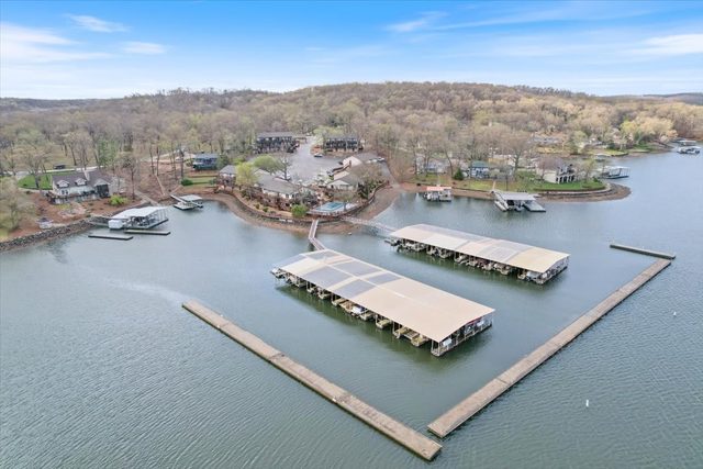 Lakefront Condo Near Margaritaville