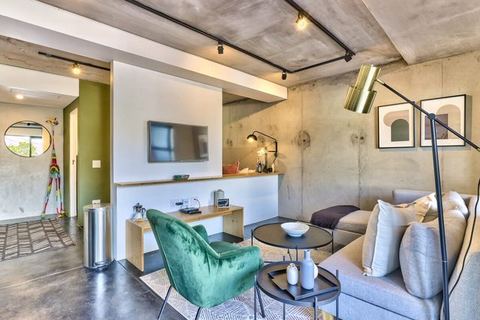 Modern Comfortable Studio with Great Wi-Fi