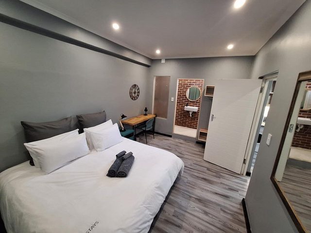 S2 Stoked Apartment — Muizenberg, Western Cape