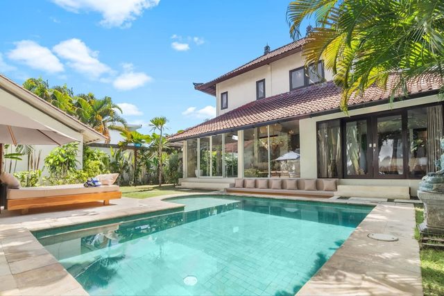 Villa New York - 4BDR, pool, near The Forge Bali