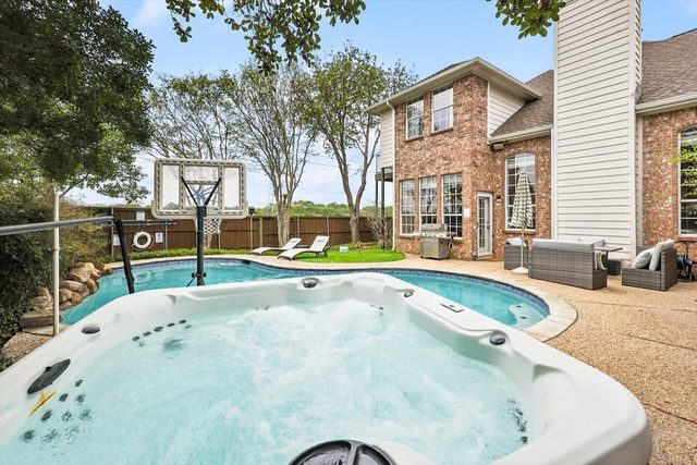 Grand Gem for Large Groups: Pool, Cinema, Playroom
