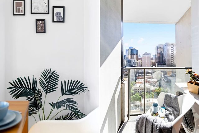 Cozy & Central 1BR Home, Steps from Southern Cross