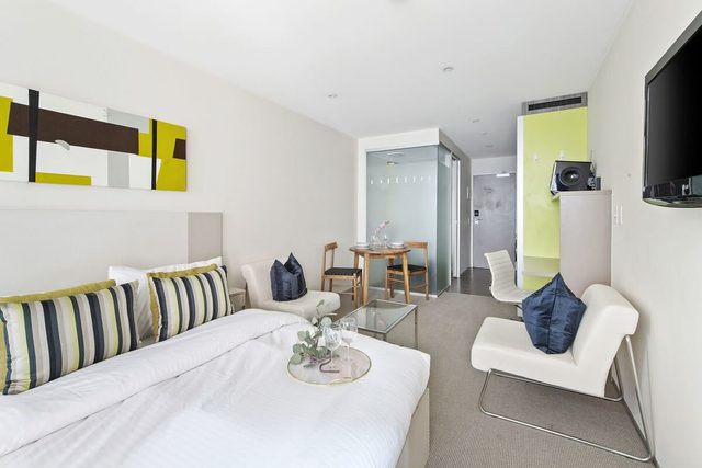 A Comfy Studio, 5-min Walk to Melbourne Central
