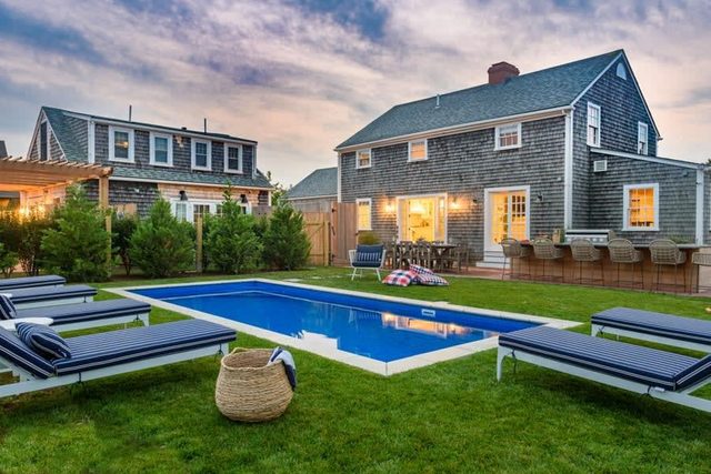 Luxury Nantucket Estate, Heated Pool & Hot Tub