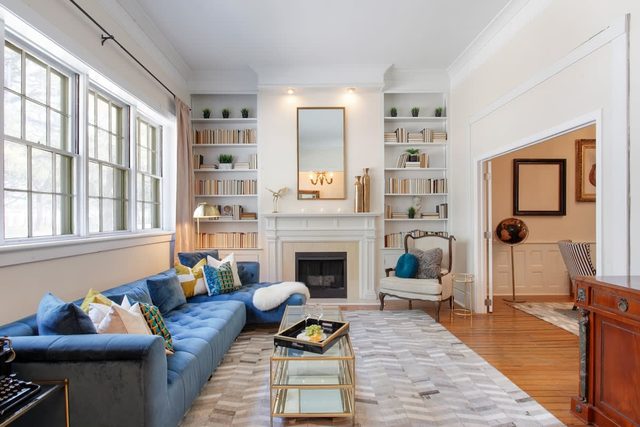 5BR Savannah Home, Private Courtyard & Balcony