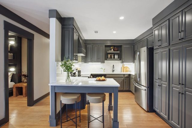 Charming Townhome Near Forsyth Park, Free Parking