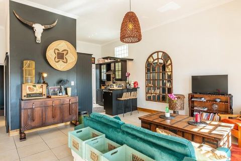 Spacious Gem ★ Outdoor Space, Close to TBMTN&City