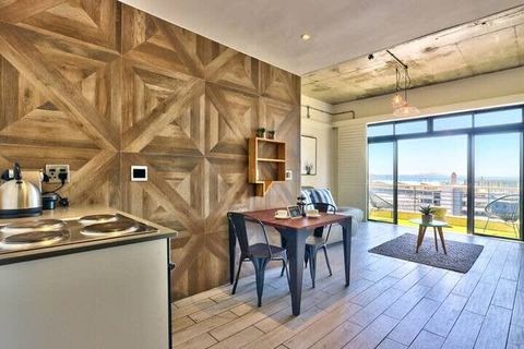 Stylish apartment with Atlantic Ocean views!