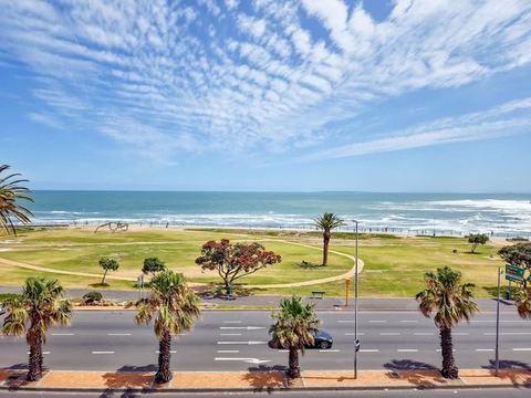 Seaside Apartment with Promenade views.