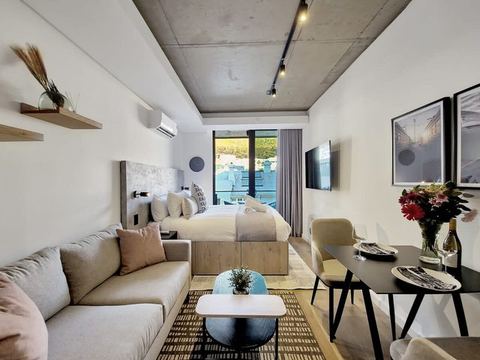 Modern, secure, new unit-perfect lock up and go!