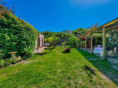 Rustic, peaceful, lush green garden,secure cottage — Cape Town, Western Cape