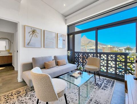 Stunning, brand new, Lions Head views! Pool- Wifi