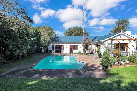 Spacious Family Home with Pool & Fireplace