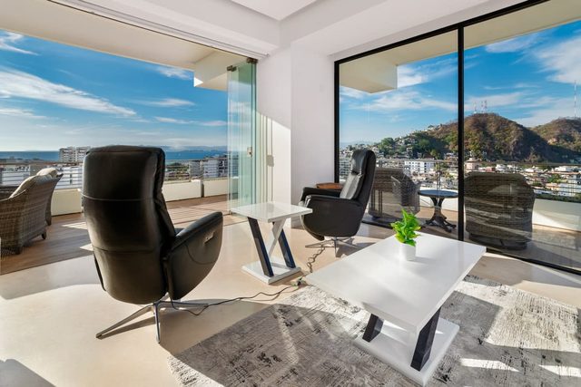 NEW Corner Condo Amazing View  - Casa Bella Vista
