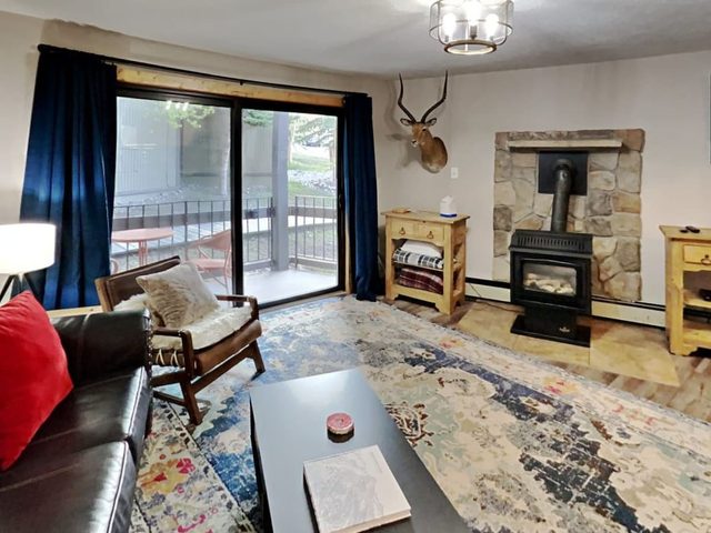 Stylish 2BR Home Near Skiing w/ Hot Tub Access!