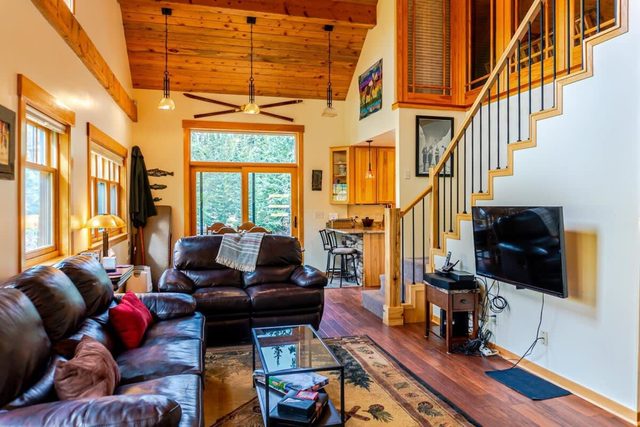 Tranquil 3BR Home; Access To Trails & Mtn. Views!