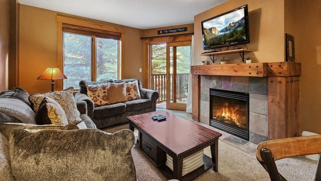 Ski-in/Ski-out 1 BDR at River Run Village