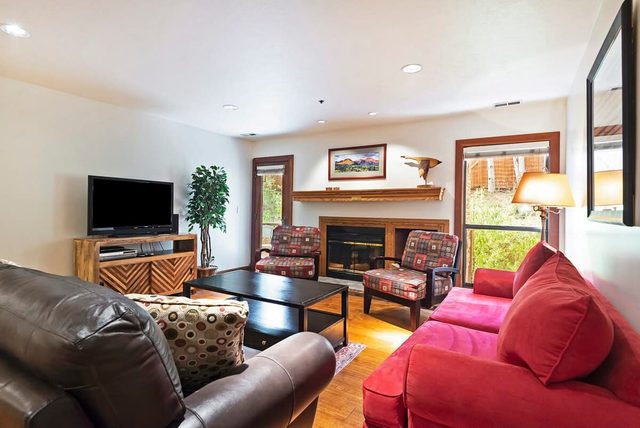 Stunning Location - 2BDR Condo Retreat!