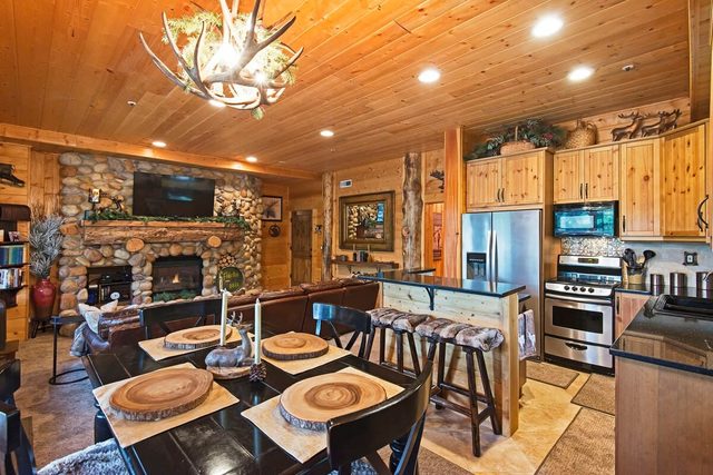 Rustic 2BR Condo w/ Private Hot Tub & Ski Views!