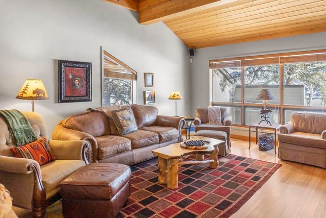3BR Townhome/Incredible Location