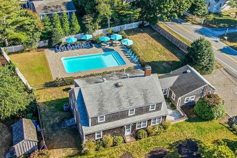 Heated Pool AC 1/2 Mile to Beach!
