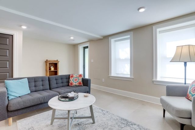 Sojourn | Lovely 2 Bedroom | Capitol Hill