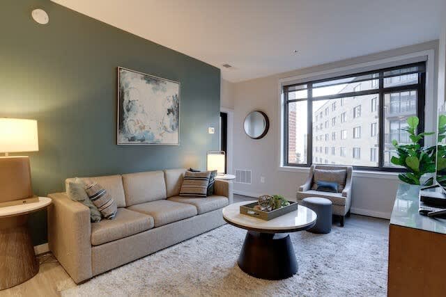 Sojourn | Courtland Towers sleeps 2