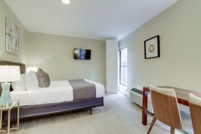 Sojourn at DuPont Place #3 | Pet Friendly