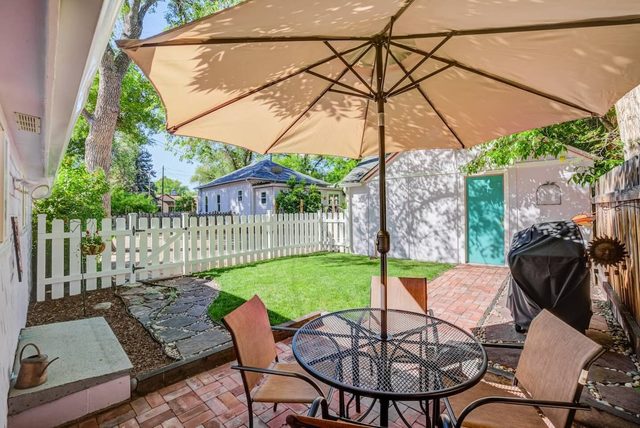 1BR Charming Cottage Near Broadmoor, Zoo, and more
