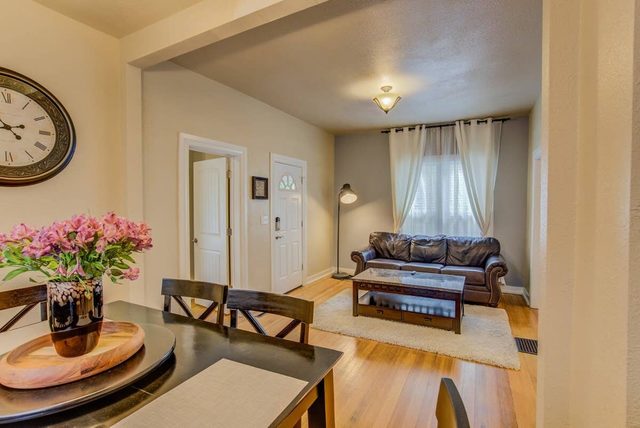 Charming 2BR Walk to Old Colorado City Shops