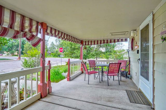 Front Porch Duplex | nearby The Garden of The Gods