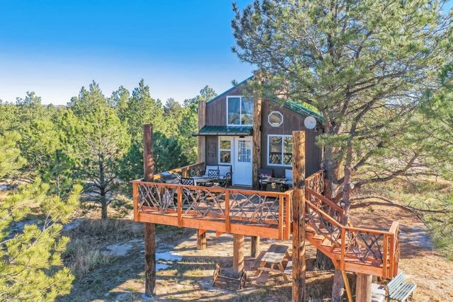 Heavenly Haven Treehouse — Larkspur, CO