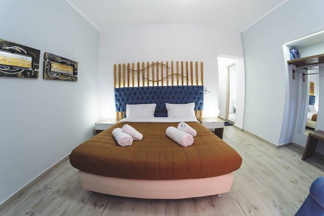 Dome Luxury Rooms | 1. Double room