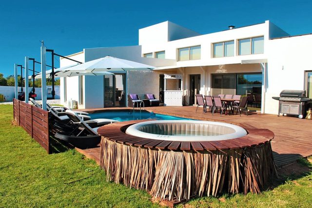 Cocoon Caius Villa | 1km From Maleme Beach