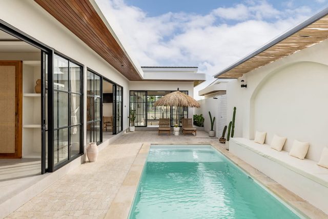 Luxe 2 Br Villa w/Pool & Private Cinema in Canggu — Kuta Utara, Bali