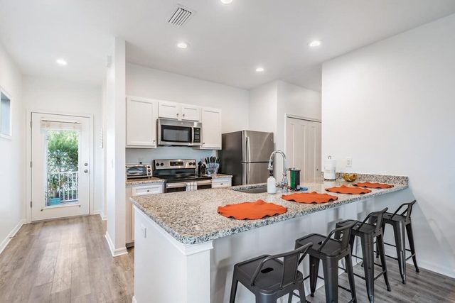 Downtown Tampa Walk to Restaurants Renovated