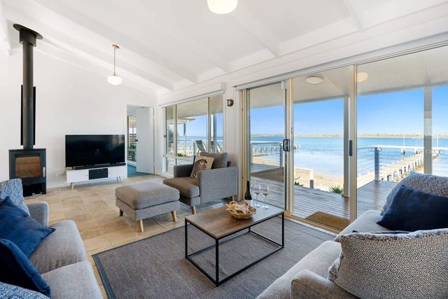 Beladura-35 Goolwa Channel Drive, Hindmarsh Island — Hindmarsh Island, South Australia