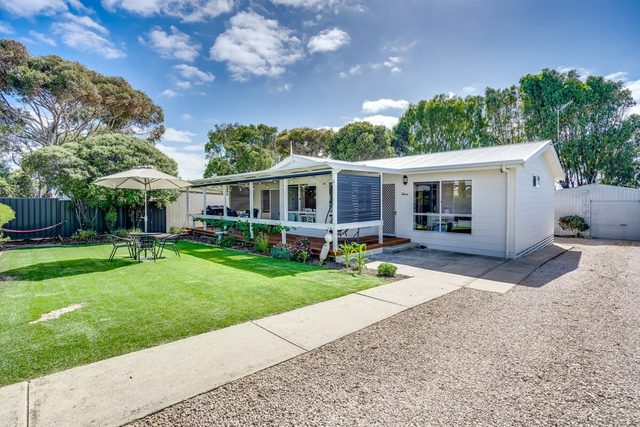 Hidden Little Gem – Luxury Township Escape in Middleton
