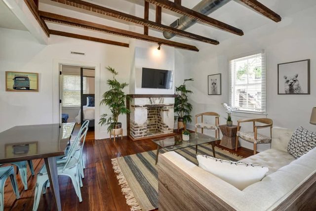 Perfect 2bd Suite w. Porch, Near King Street!