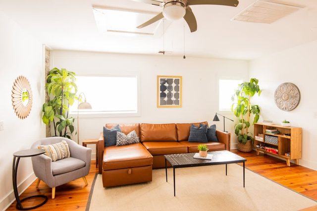 The Elliotborough Suite | Prime 4BR Near King St!