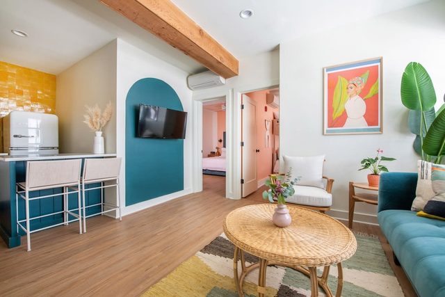 Austele Suite | Prime Location, Walk to Everything