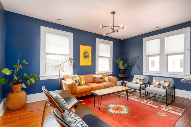 The Pulse | Upscale Historic Suite Near King St