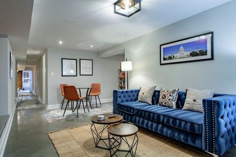 2-BR Petworth Pad / Walk to METRO Subway