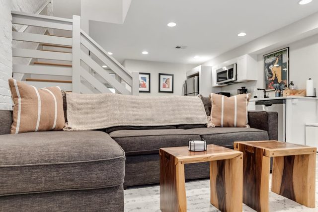 Classy Central DC / Bloomingdale 1-BR Getaway