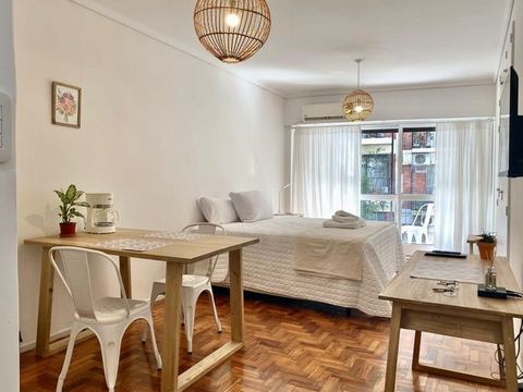 140- Beautiful Studio with King Bed in Recoleta