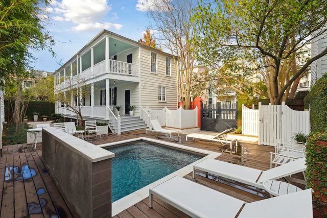 Private Pool & Historic Home-‘The Walled Garden’ — Charleston, SC