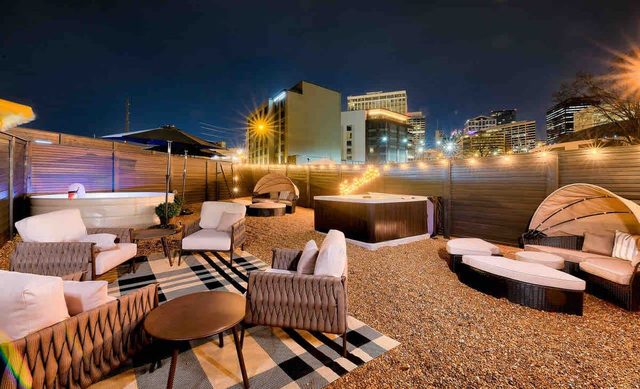 14 Beds Walk 2 Broadway Hot Tub Pool Sauna Firepit