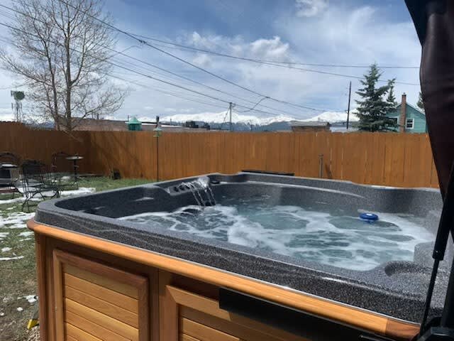 Mom's House — 3BR Leadville Home with Hot Tub