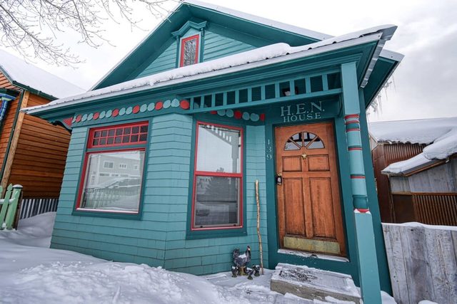 6BR Cozy Victorian - Block from Main St - Groups